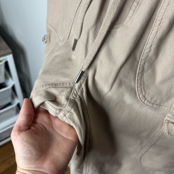 ATHLETA Farallon Cargo Crop Jogger Pants Silt Taupe - Picture 7 of 15